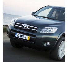 Бампер передний в цвет кузова Toyota Rav4 3 XA30 (2005-2010) с отв под расширители