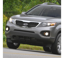 Бампер передний в цвет кузова Kia Sorento 2 (2009-2012) дорестайлинг