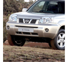 Бампер передний в цвет кузова Nissan X-Trail T30 (2005-2007)