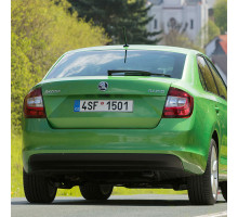 Бампер задний в цвет кузова Skoda Rapid 1 (2012-2017)