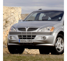 Бампер передний в цвет кузова Ssang Yong Kyron 1 (2005-2007)